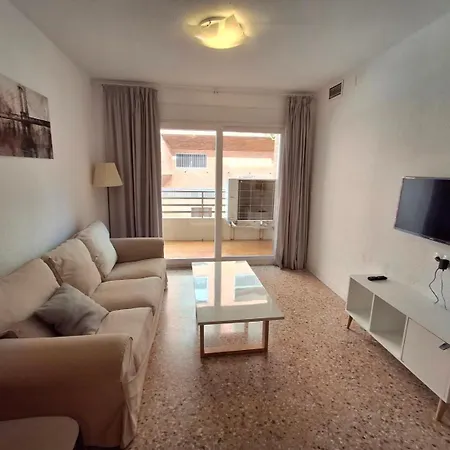 Castellon Center Modern Spacious